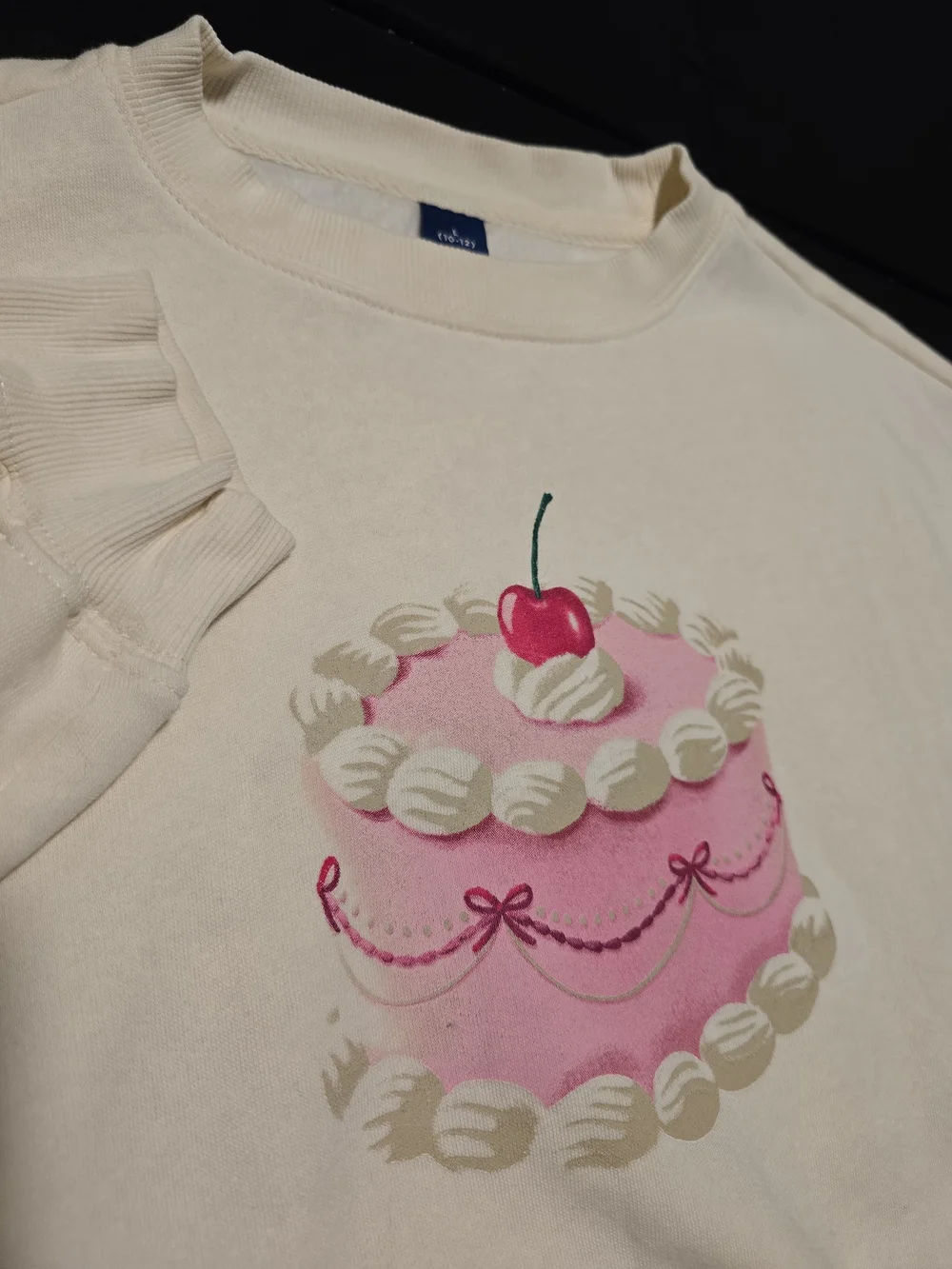 Old Navy Girls Graphic Fleece Sweatshirt Pink Cake Crew Neck Cream Size L 10-12